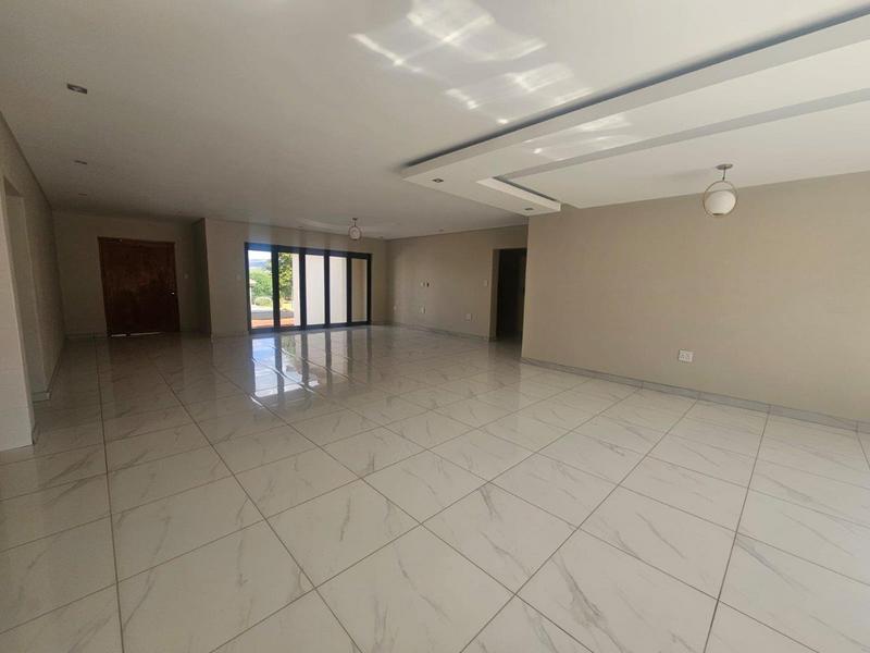 4 Bedroom Property for Sale in Buffelspoort North West